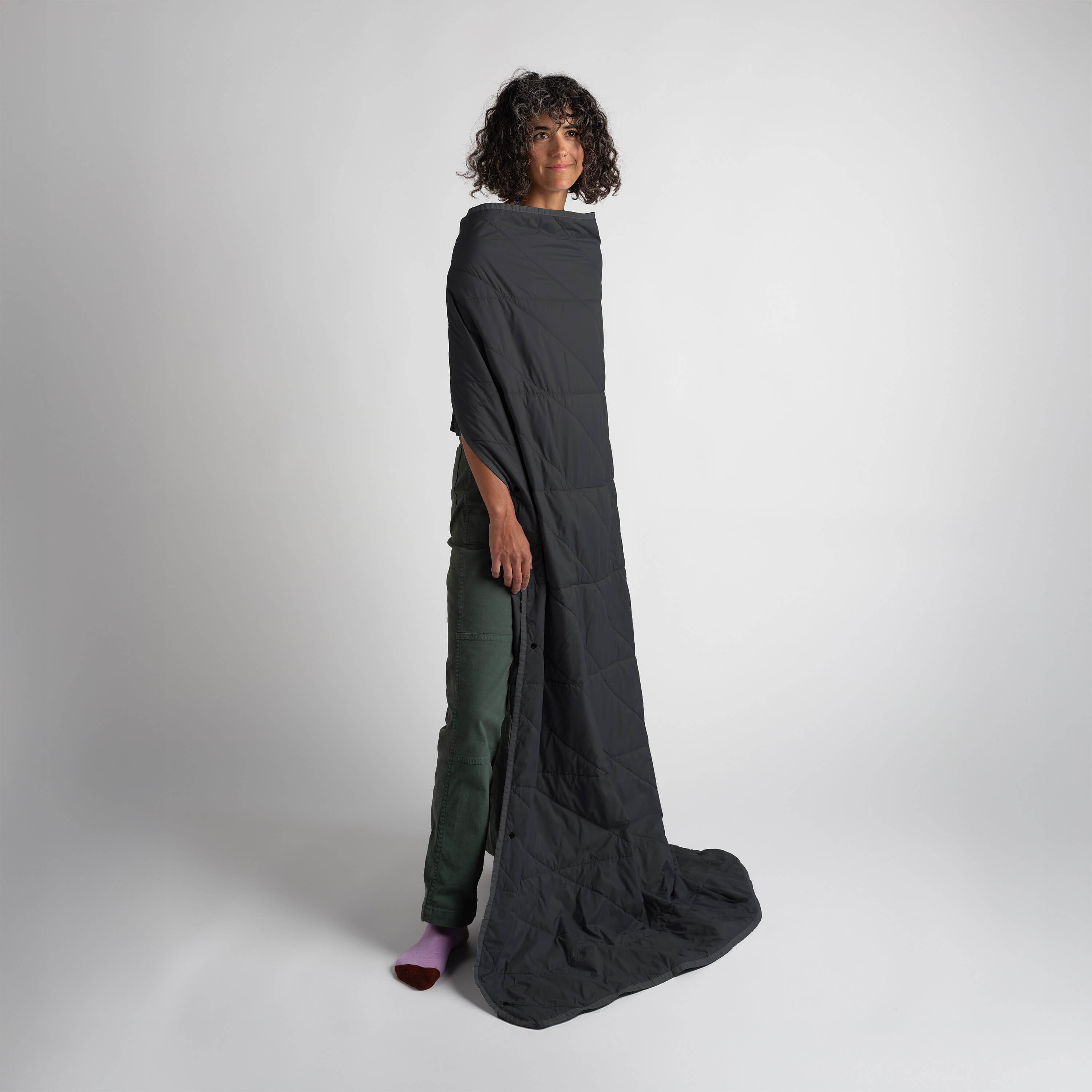 Layover Travel Blanket - Packable & Puffy | Black