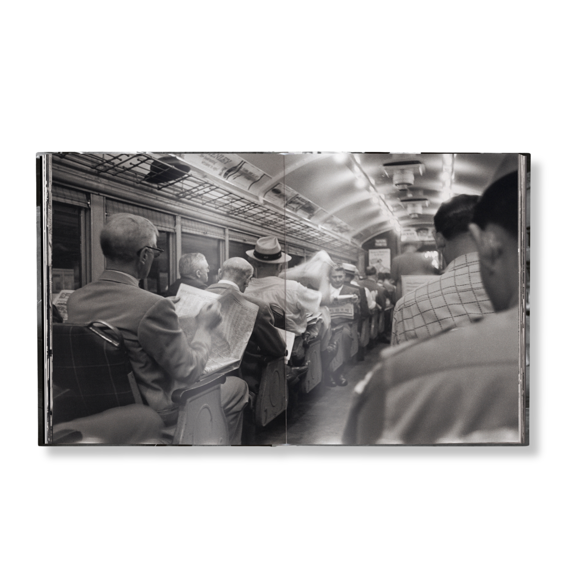 New York: Iconic Street Photography by Elliott Erwitt